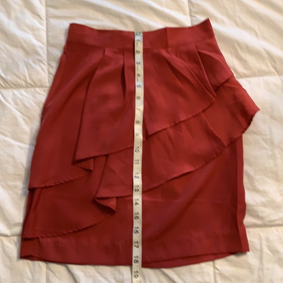 Salmon mini ruffle skirt - Picture 3 of 5